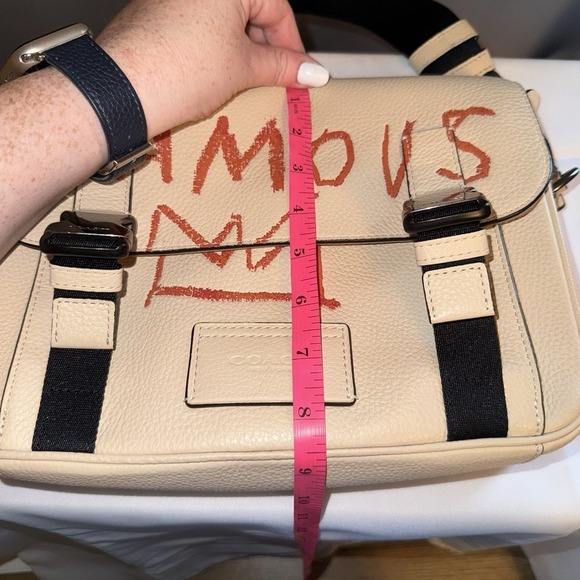 Coach X Jean Michel Basquiat Track Crossbody Pebble Leather C5425 Cream Black - Picture 16 of 16